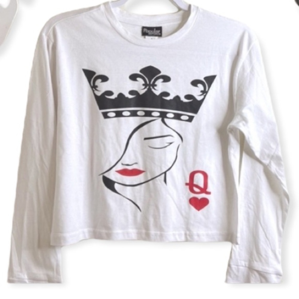 PRICE DROP ❤️ NEW “QUEEN OF HEARTS" WHITE LONG SLEEVE CROP TOP